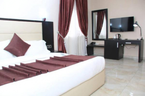 Xteem Luxury Hotel & Suites